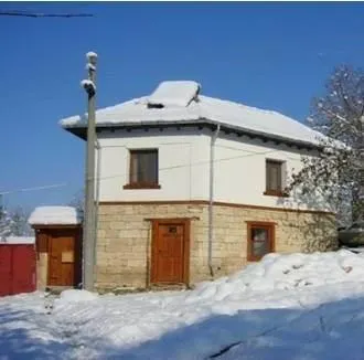 Guest House Petrova - Image 1