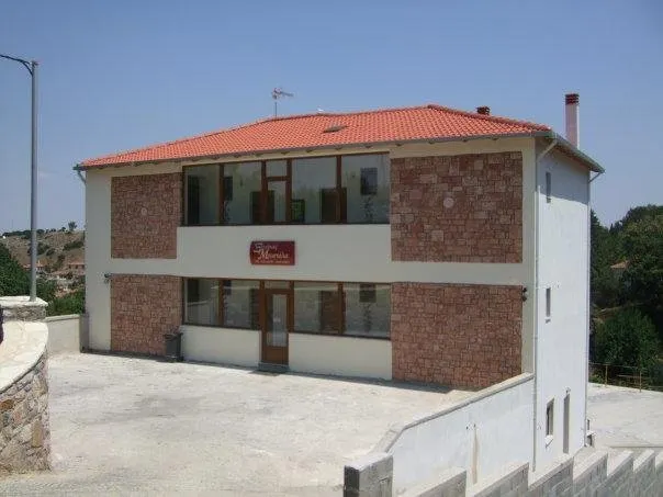 Mpistola Guesthouse - Image 1