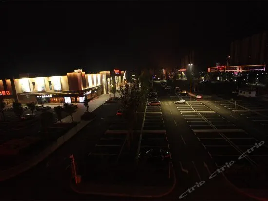British Quick Hotel - Image 1