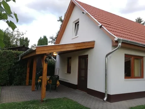 Pusztahaus - Image 1