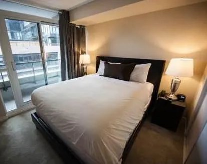 2B Suites by Canada Suites - Image 1