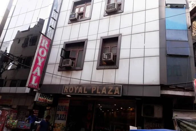 Hotel Royal Plaza - Image 1