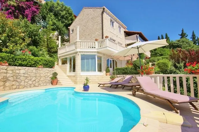 Villa Dubrovnik Sea Palace - Image 1