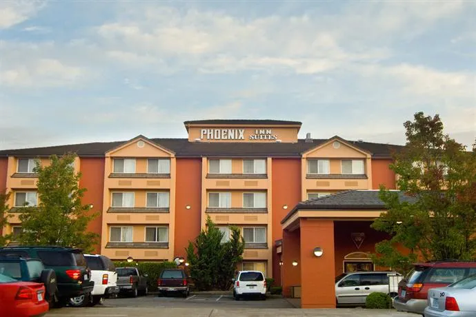 Eod Summer 2022 Lake Oswego Hotel - Image 1