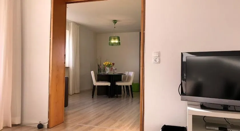 Ferienwohnung Alina - Image 1
