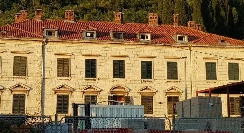 Arka Dubrovnik - Image 1