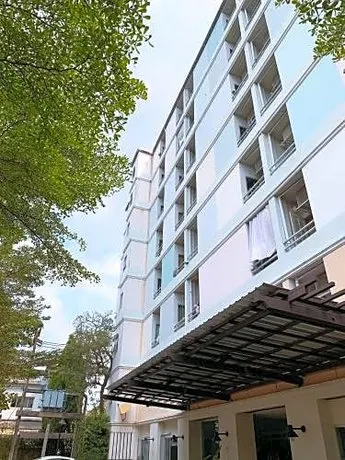 Arada Boutique Place - Image 1