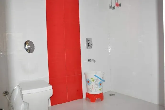 Party Inn - Image 1