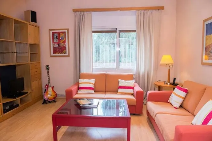 Lovely Apartment at Park Güell - Image 1