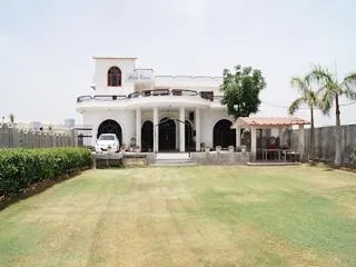 Mehak Resorts - Image 1