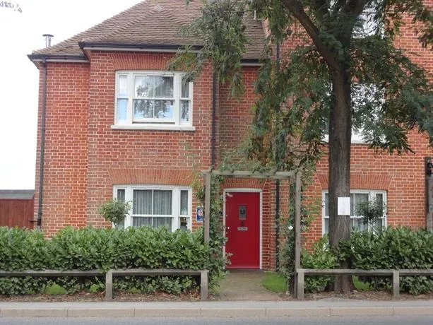 Tudor Rose Bed and Breakfast - Image 1