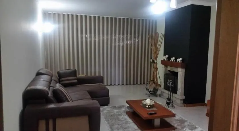 Apartamento Rua da Amizade - Image 1