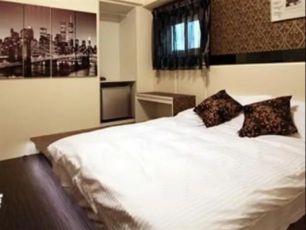 Temple Of Tainan Hostel - Image 1