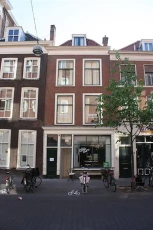 Hostel The Hague - Image 1