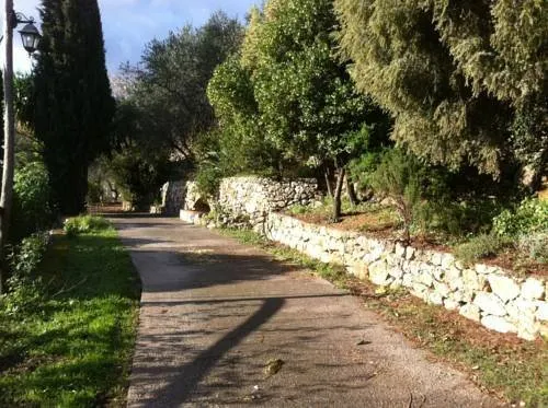 Agriturismo La Rocca di Perti - Image 1