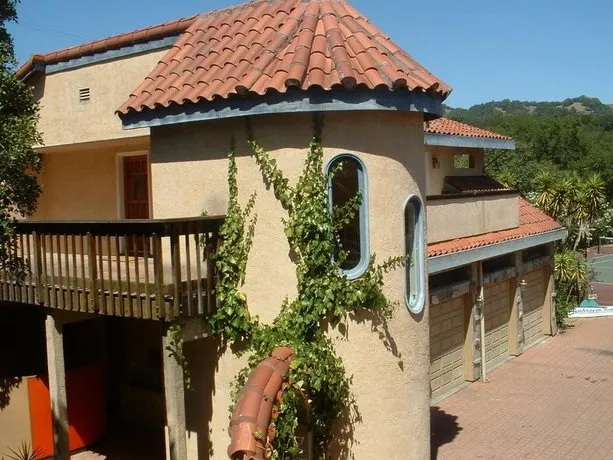 Casa Danica - Image 1