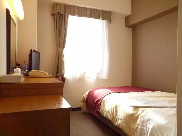 Toyota Parkside Hotel - Image 1