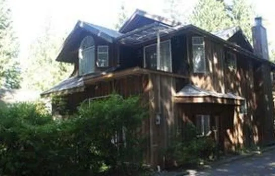Sea Star Suites - Image 1