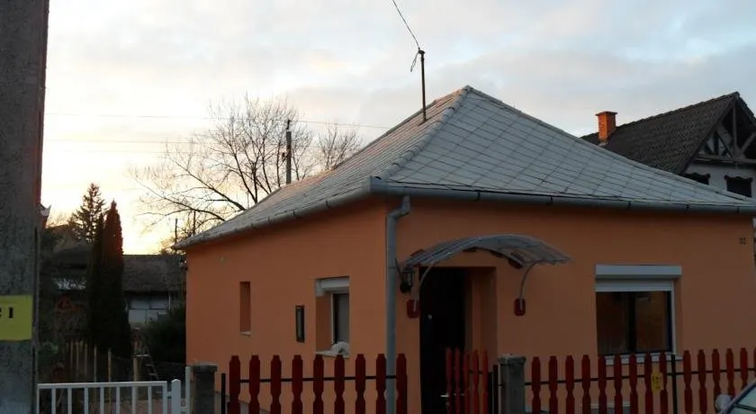Melani Apartman Harkány - Image 1