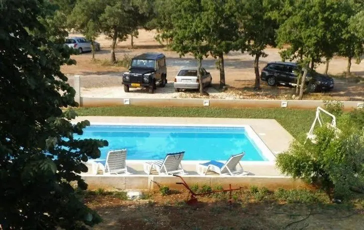 Kaja House Apartments - Image 1