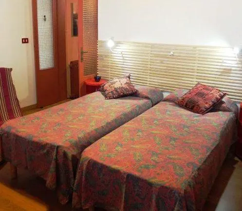 In Campo Del Ghetto Apartment - Image 1