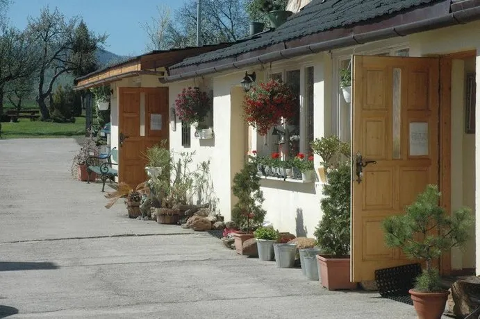 Penzion A Kemping Sokol - Image 1