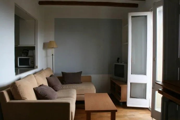 Hotel El Born Apartments - Image 1