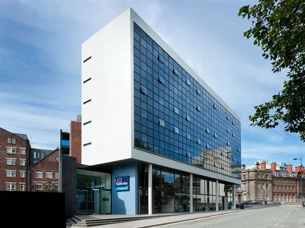 Travelodge Liverpool Central - Image 1