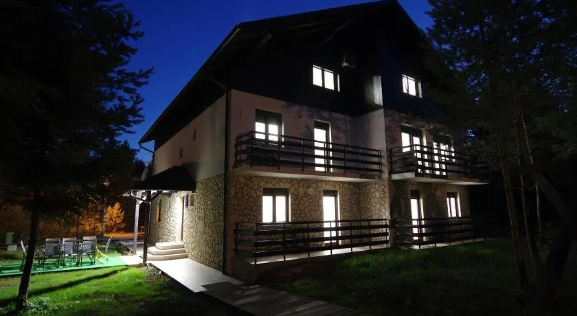 Apartmani Zeder Plitvicka jezera - Image 1