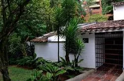 Bambu Glamping Medellin - Image 1