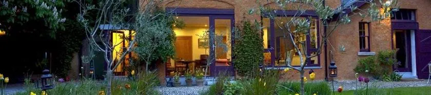 The Carriage House Dublin - Image 1