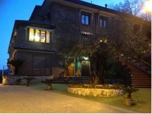 Monte Degli Ulivi Country House - Image 1