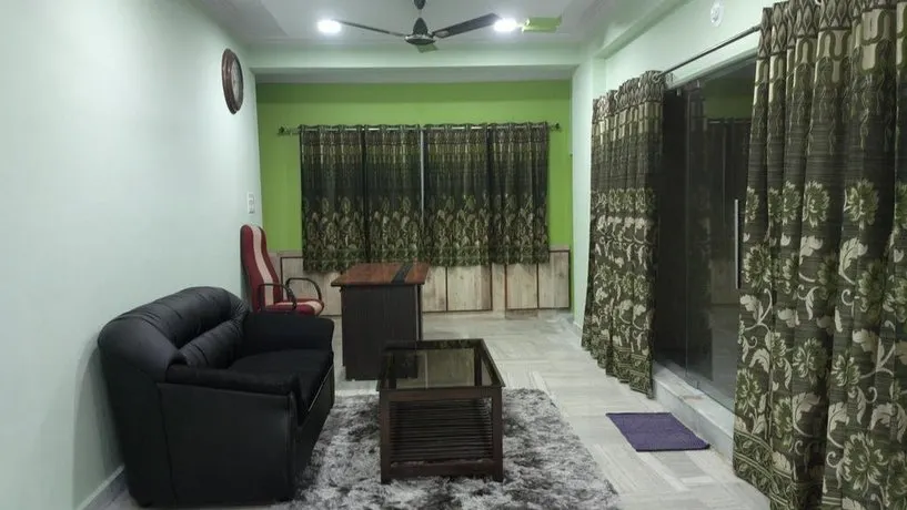 The Beach Holiday Home - Image 1