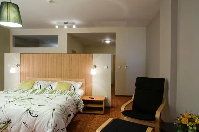 Orion Hotel - Image 1