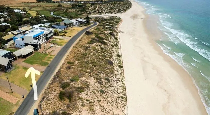 Gold Coast Views - 10 Gold Coast Drive - Image 1