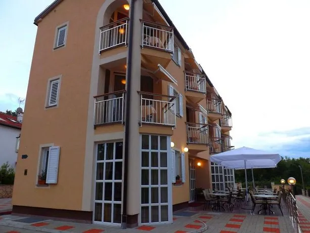 Pension Vago - Image 1