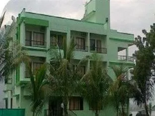 Van Vihar Hotel - Image 1