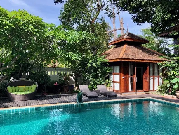 Riverside Exquisite Villa Living 私享 - Image 1