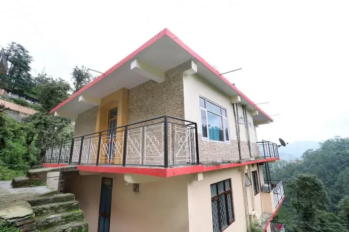 Spacious 1BR Stay near ISBT Tutikandi - Image 1