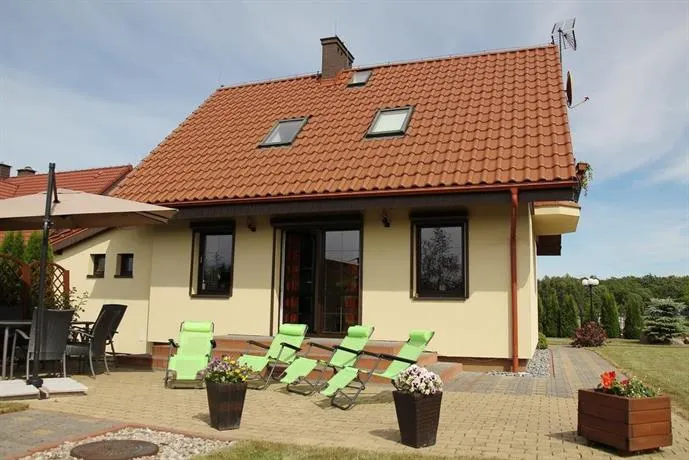 Dom Na Zielonej Dolinie - Image 1