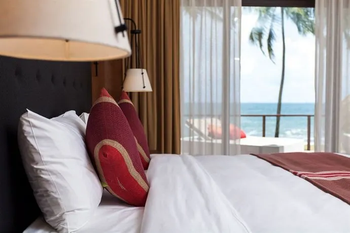 Reefs Edge Resort - Image 1