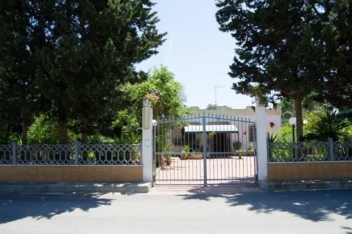 Villa Donata con giardino - Image 1