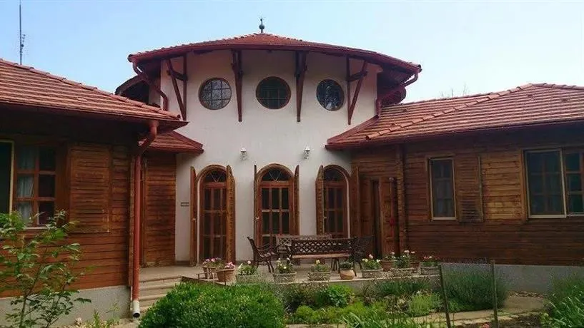 Gulipanhaz - Image 1