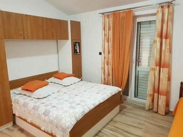 Guest house Ivona - Image 1