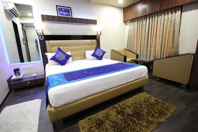 Oyo Rooms Kankaria Lake Maninagar - Image 1