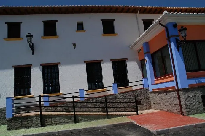 Hotel Rural Los Chaparros - Image 1