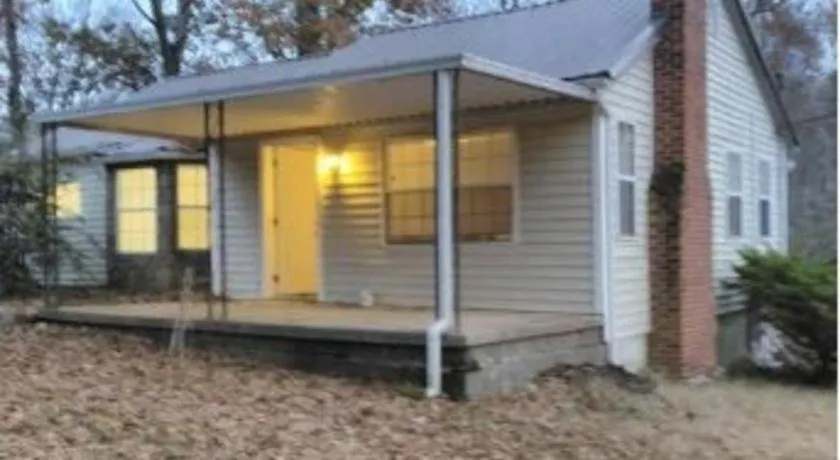 Pleasant Hill Home - Image 1
