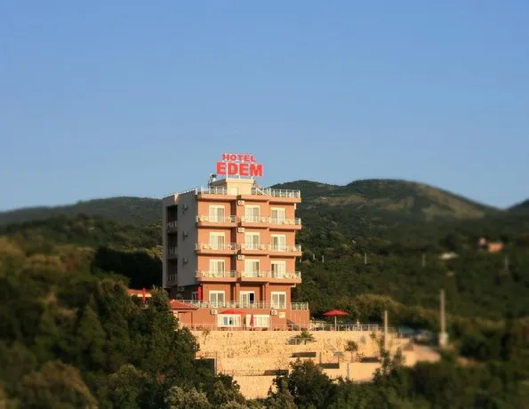 EDEM Apartments Bar - Image 1