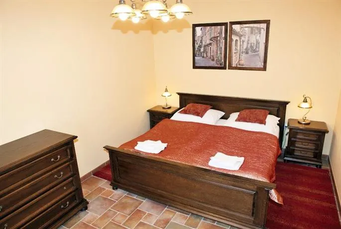 Hotel Pelican - Image 1