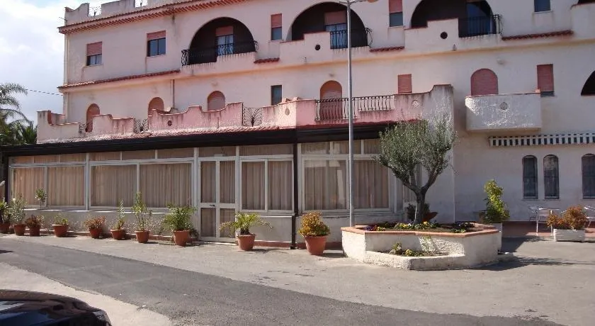 Hotel Sant' Andrea - Image 1